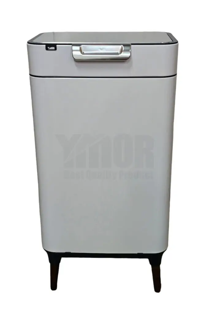 פח אשפה על רגליים דגם CATANIA 45 ליטר מעוצב בגימור לבן