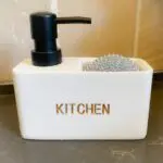 מעמד לסבון כלים לבן