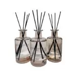 מפיץ ריח עם מקלות