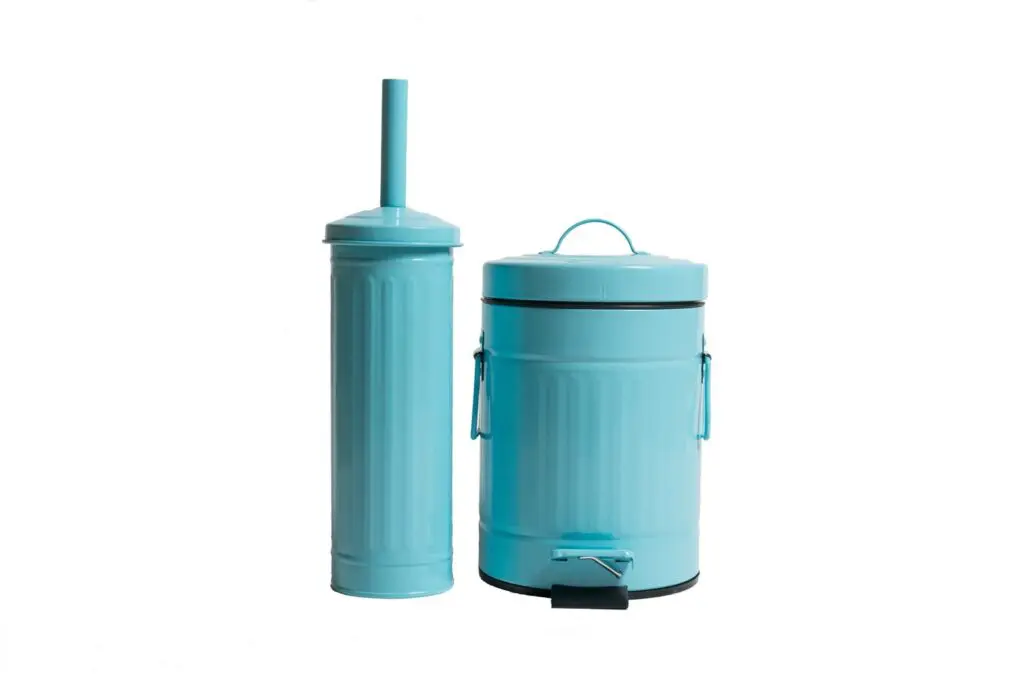 סט רטרו תכלת פח 3 ליטר ומברשת אסלה